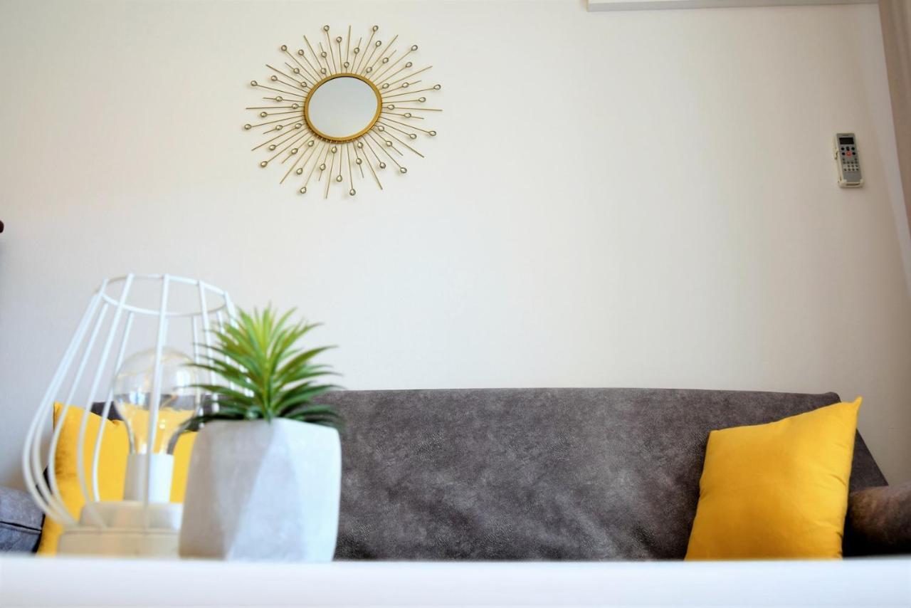 Rab City Apartment Greeny Rab Town Eksteriør bilde