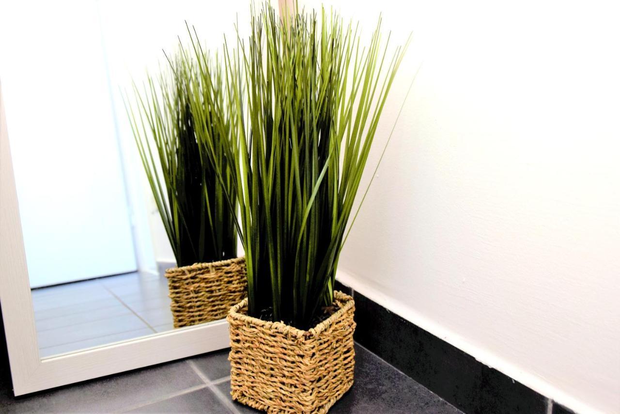 Rab City Apartment Greeny Rab Town Eksteriør bilde